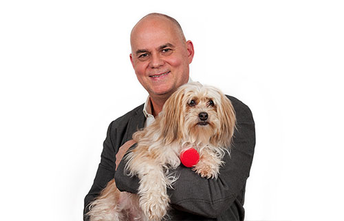 Dr. med. Andreas Wacker mit Hund Tosca